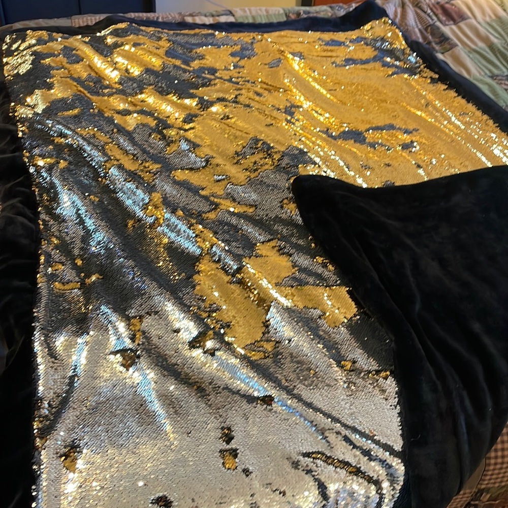 heavy duty blanket
